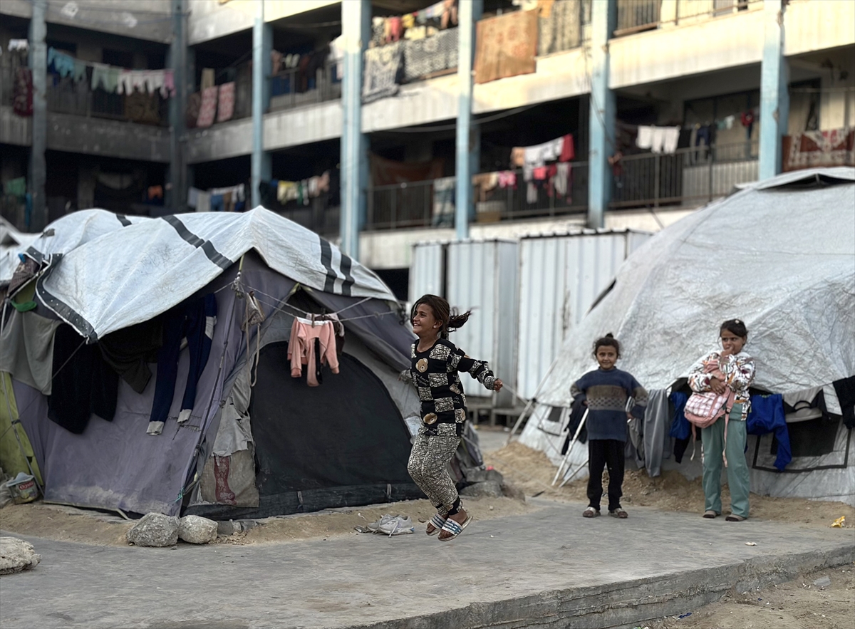 A A 20251120 39756207 39756206 D U N Y A C O C U K G U N U N D E G A Z Z E D E K I C O C U K L A R I N Z O R L U Y A S A M M U C A D E L E S I