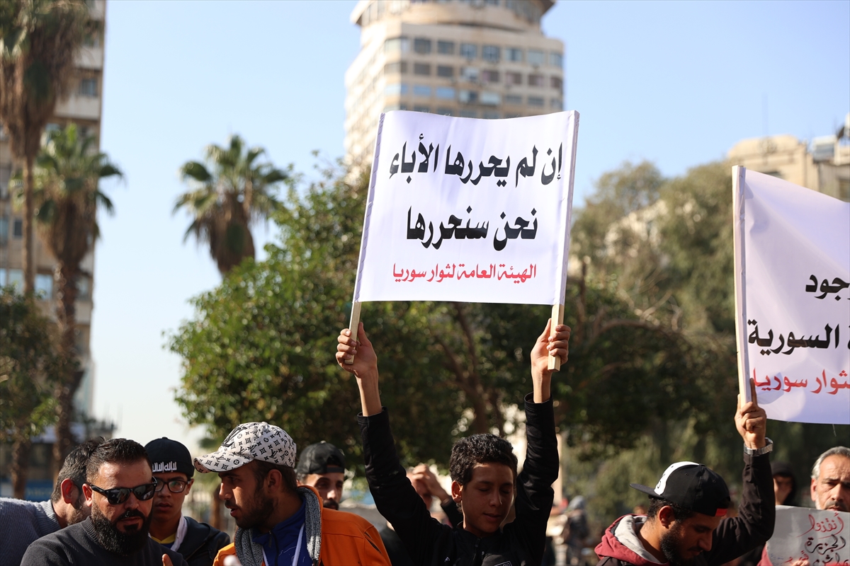 A A 20251121 39769705 39769700 S U R I Y E D E T E R O R O R G U T U P K K P R O T E S T O E D I L D I