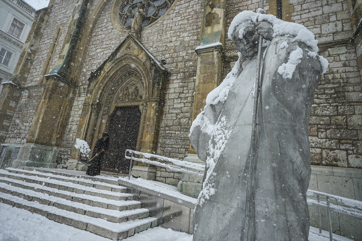 A A 20251122 39777094 39777066 B O S N A H E R S E K I N B A S K E N T I S A R A Y B O S N A K A R Y A G I S I Y L A B E Y A Z A B U R U N D U