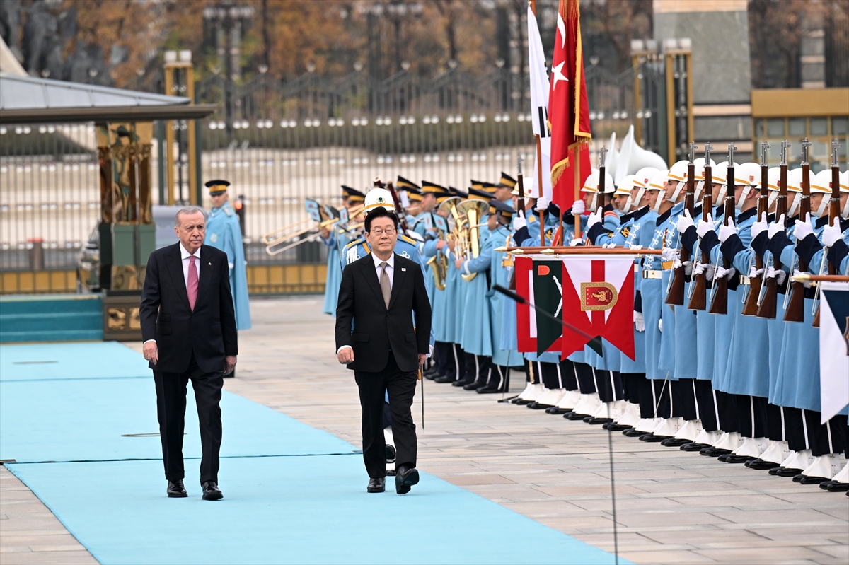 A A 20251124 39793738 39793725 C U M H U R B A S K A N I E R D O G A N G U N E Y K O R E D E V L E T B A S K A N I L E E Y I R E S M I T O R E N L E K A R S I L A D I