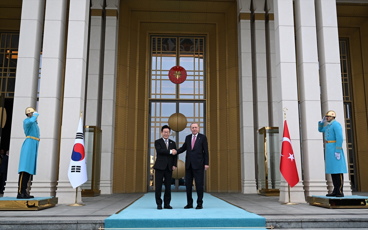 A A 20251124 39793738 39793732 C U M H U R B A S K A N I E R D O G A N G U N E Y K O R E D E V L E T B A S K A N I L E E Y I R E S M I T O R E N L E K A R S I L A D I