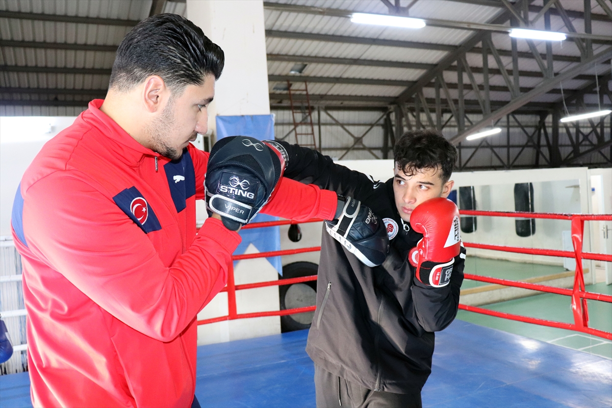 A A 20251126 39813511 39813502 L I S E O G R E N C I S I M I L L I B O K S O R L E R A V R U P A S A M P I Y O N L U G U I C I N Y U M R U K S A L L I Y O R