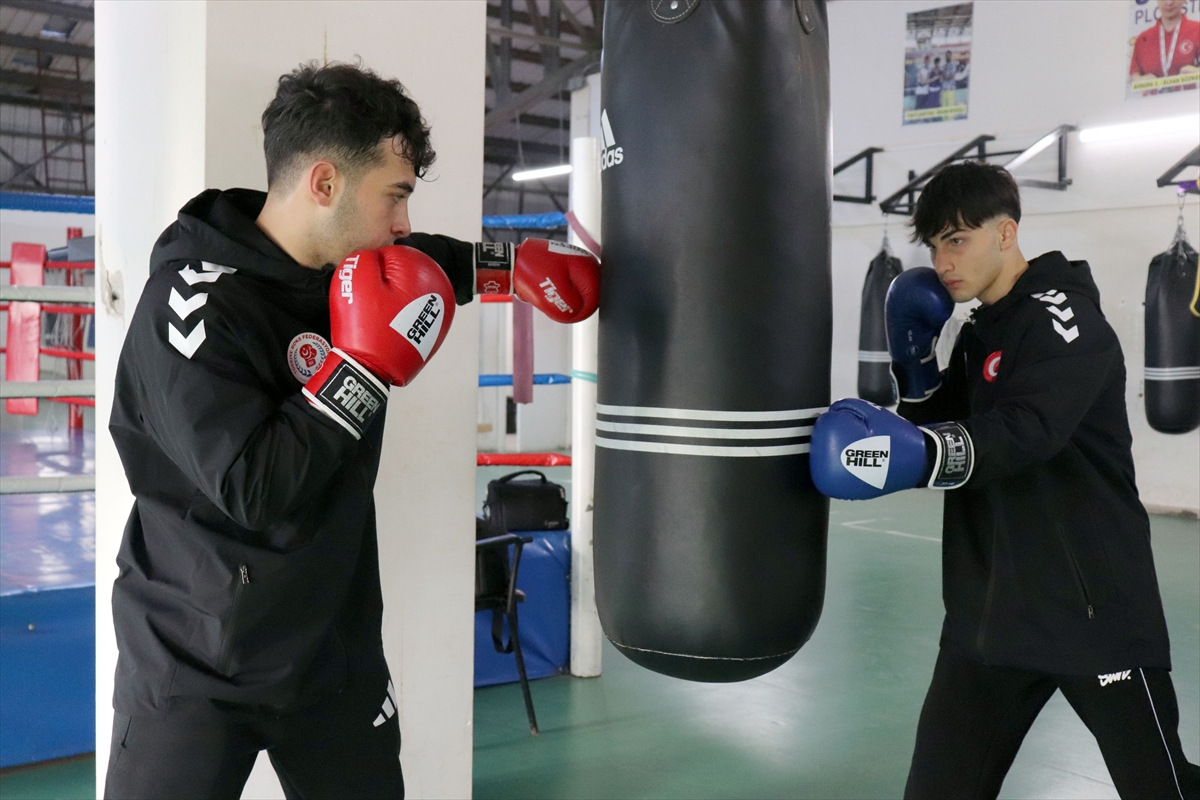 A A 20251126 39813511 39813509 L I S E O G R E N C I S I M I L L I B O K S O R L E R A V R U P A S A M P I Y O N L U G U I C I N Y U M R U K S A L L I Y O R