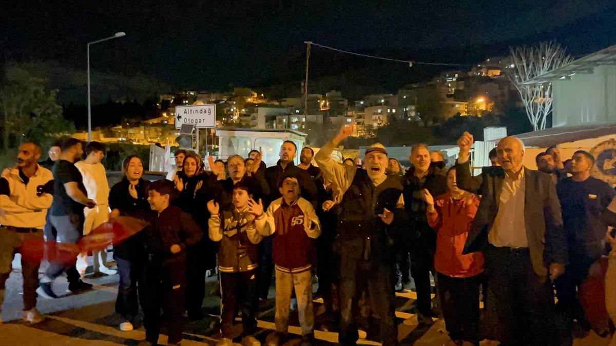 A A 20251126 39815778 39815773 I Z M I R D E T U N E L I N S A A T I N E D E N I Y L E E V L E R I Z A R A R G O R E N M A H A L L E S A K I N L E R I N D E N E Y L E M