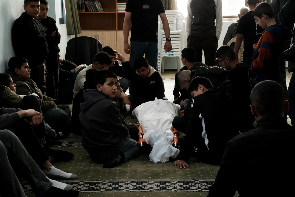 A A 20251127 39824607 39824603 I S R A I L A S K E R L E R I N I N B A T I S E R I A D A A T E S A C M A S I S O N U C U 1 F I L I S T I N L I H A Y A T I N I K A Y B E T T I