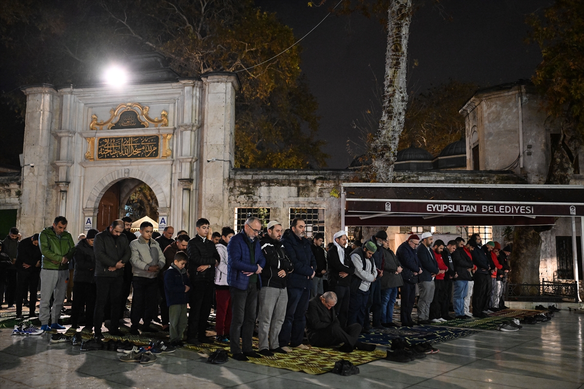 A A 20251130 39848752 39848750 E Y U P S U L T A N C A M I S I N D E G A Z Z E I C I N D U A P R O G R A M I D U Z E N L E N D I