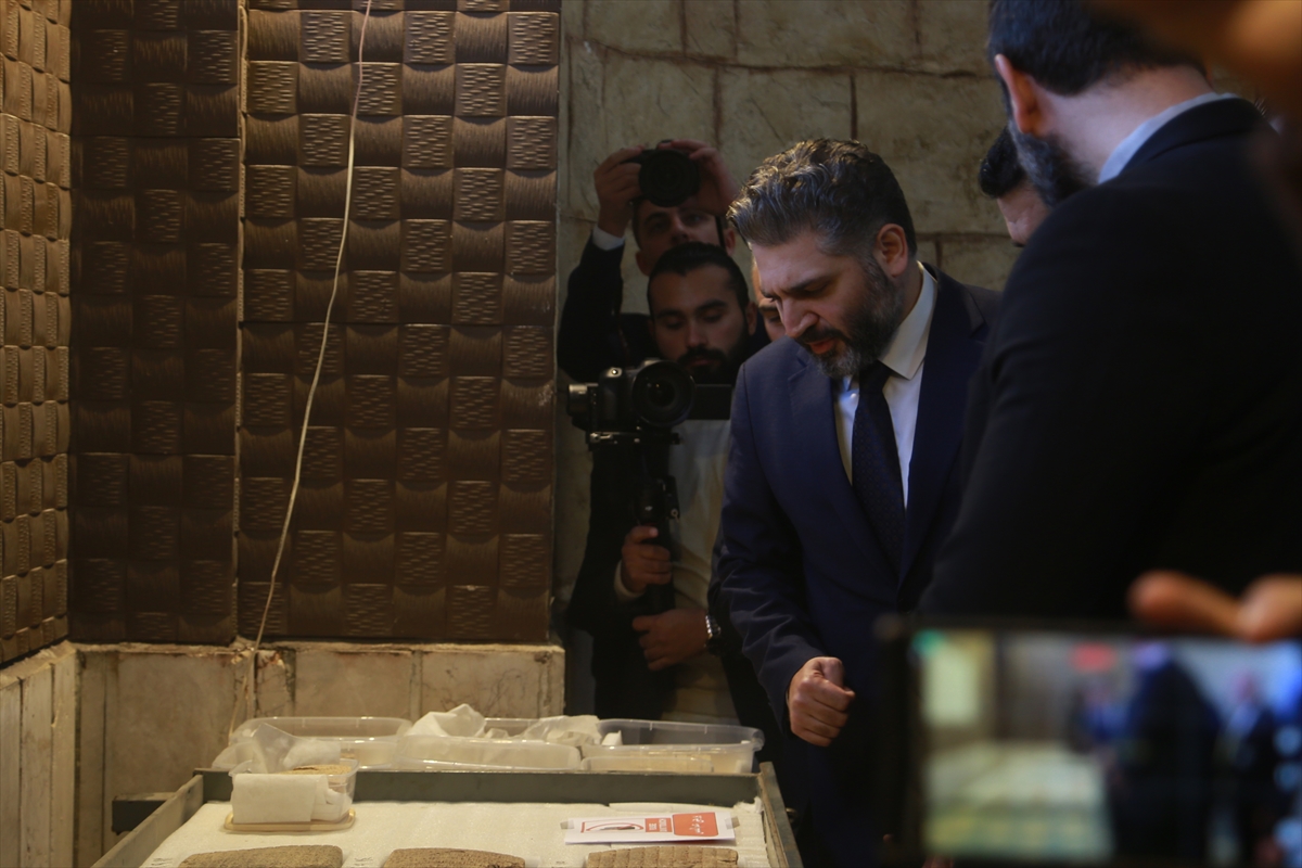 A A 20251203 39884089 39884076 S U R I Y E K U L T U R B A K A N I M U H A M M E D S A L I H 1234 C I V I Y A Z I L I T A B L E T I D L I B M U Z E S I N E K A Z A N D I R I L D I