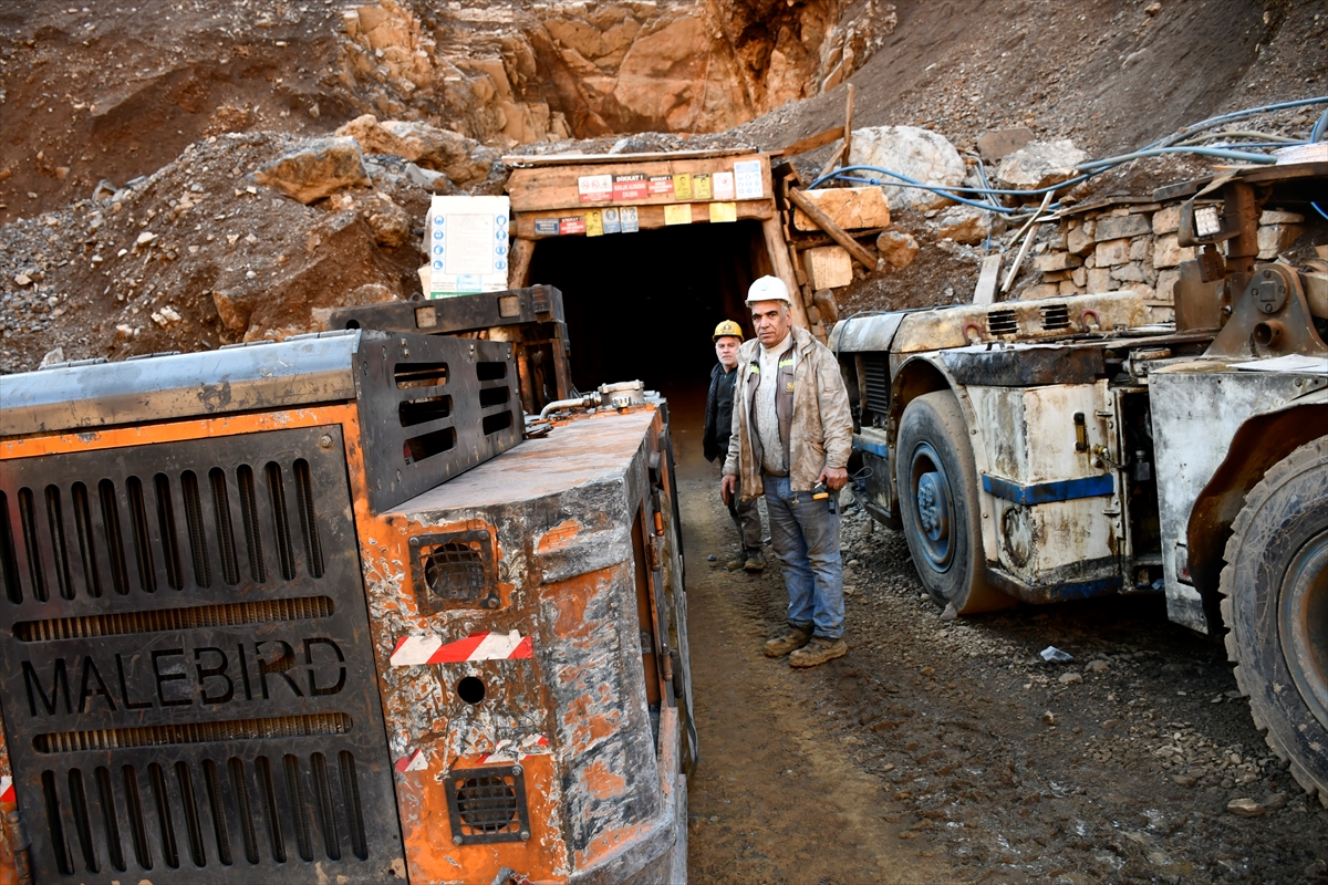 A A 20251204 39891747 39891741 A D A N A L I M A D E N C I 51 Y I L D I R M E S L E G I N I S U R D U R U Y O R