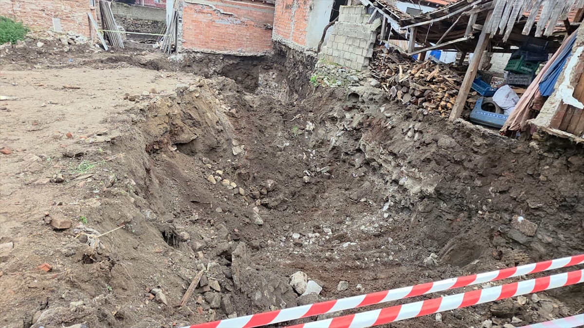 A A 20251225 40075512 40075510 B U R S A D A T E M E L K A Z I S I S I R A S I N D A T A R I H I K A L I N T I L A R A R A S T L A N D I