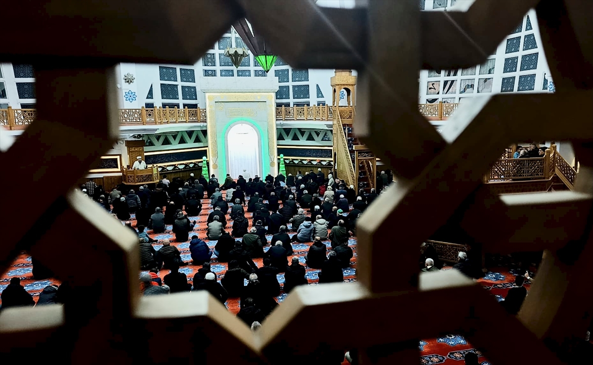 A A 20251225 40077586 40077584 D U Z C E D E R E G A I P K A N D I L I I D R A K E D I L D I