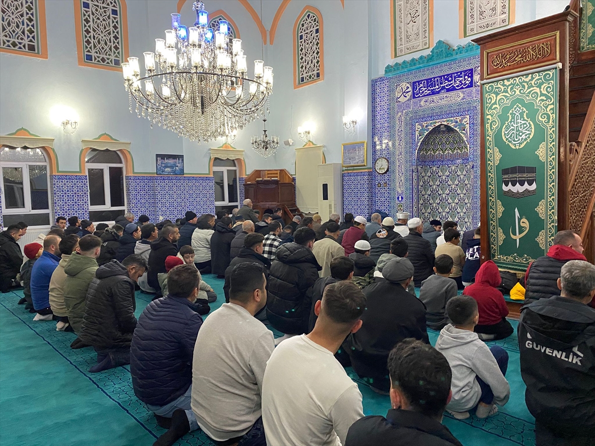 A A 20251225 40077699 40077698 B U R S A V E C E V R E I L L E R D E R E G A I P K A N D I L I I D R A K E D I L D I