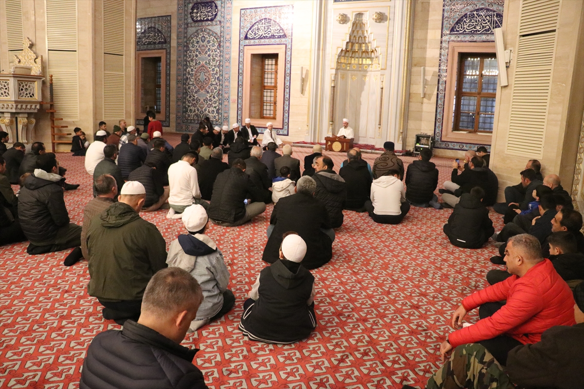 A A 20251225 40077835 40077830 A D A N A D A R E G A I P K A N D I L I I D R A K E D I L D I