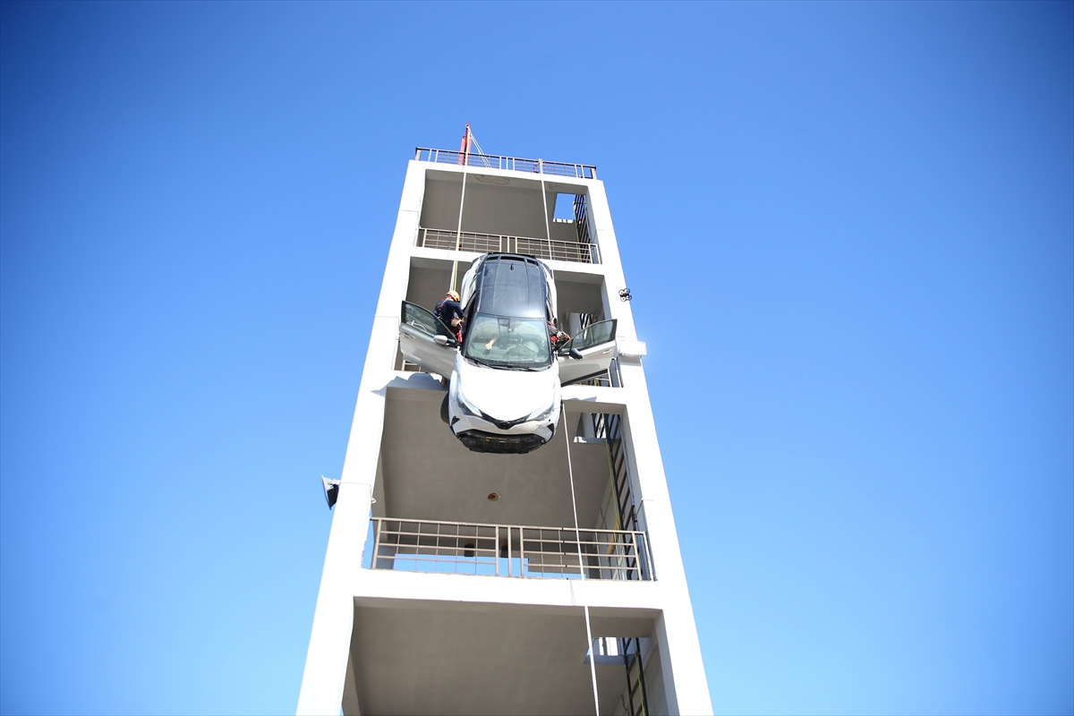 A A 20251230 40113660 40113642 A D A N A D A 65 B U Y U K L U G U N D E D E P R E M T A T B I K A T I Y A P I L D I