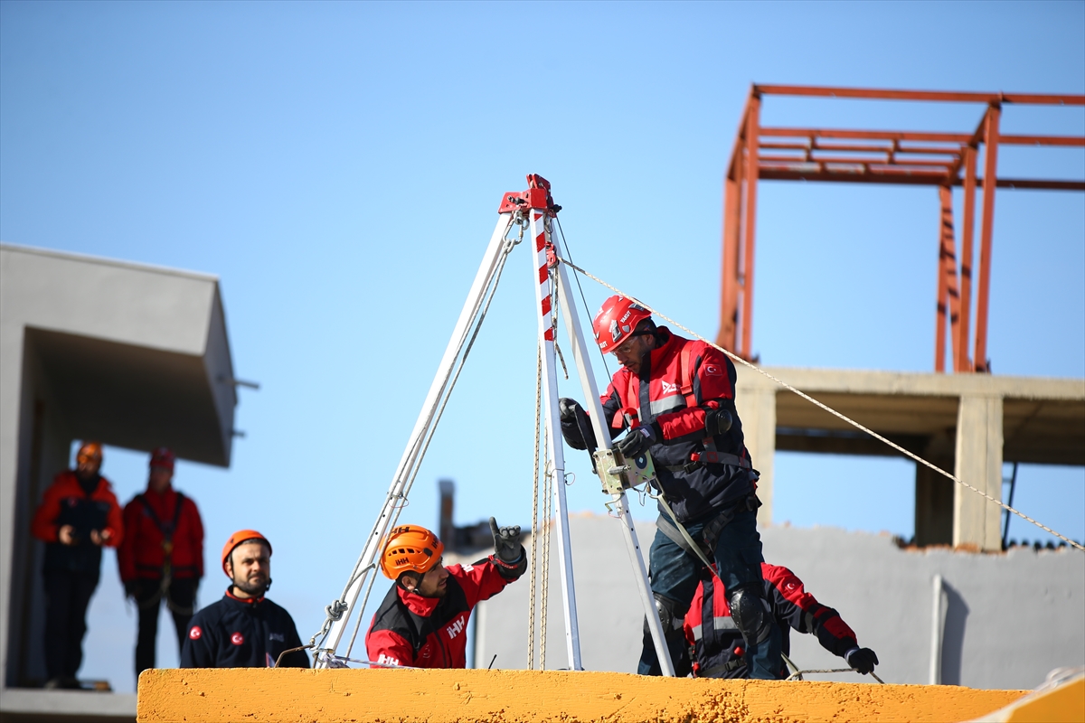 A A 20251230 40113660 40113650 A D A N A D A 65 B U Y U K L U G U N D E D E P R E M T A T B I K A T I Y A P I L D I