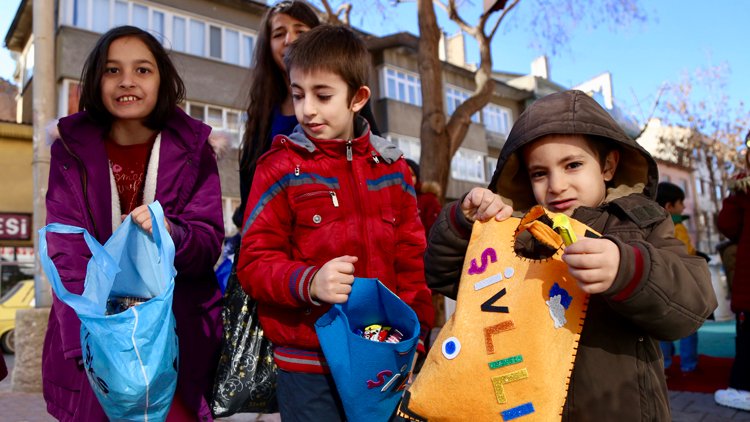 G89 Yyj E Wk A A T8 Ji