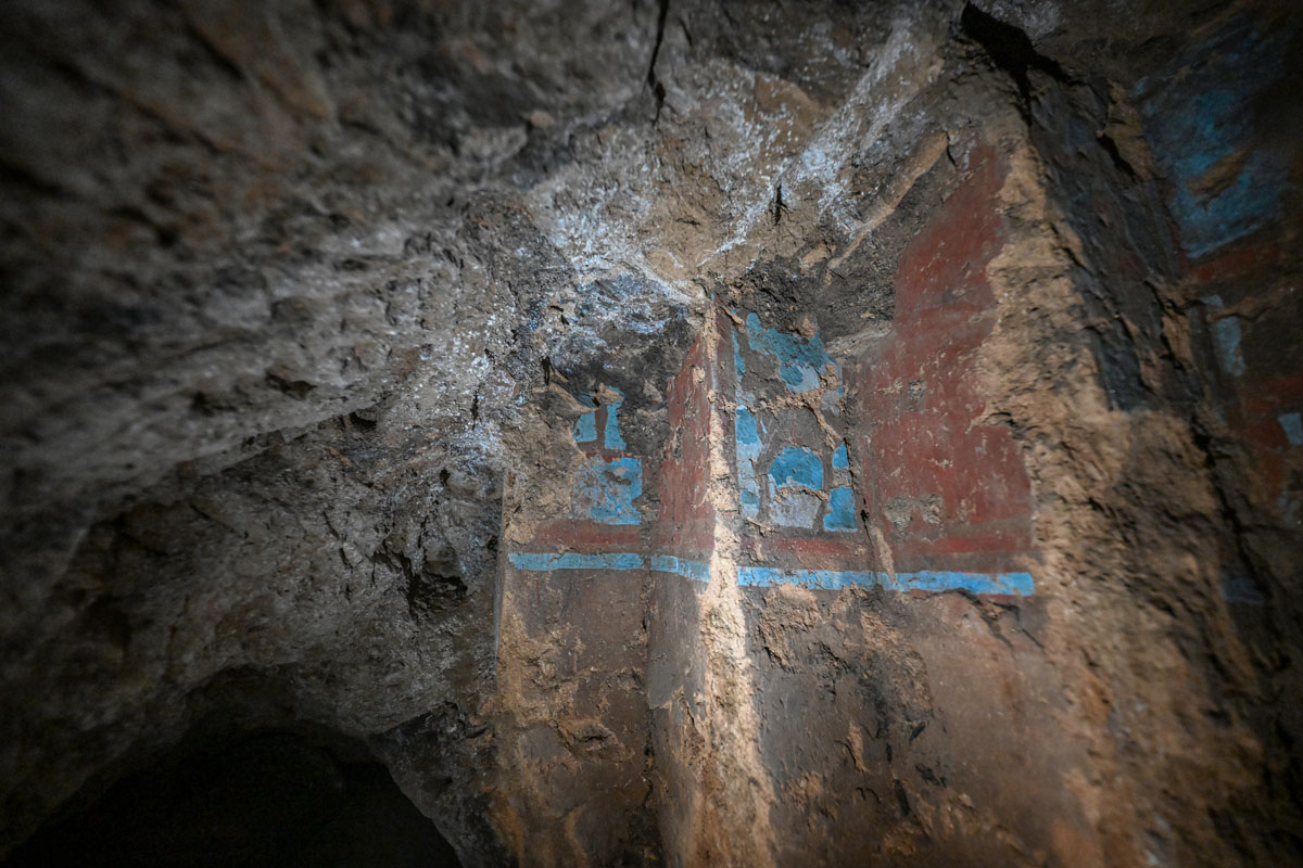 H Y V U K A S B8 S3 F T B H H