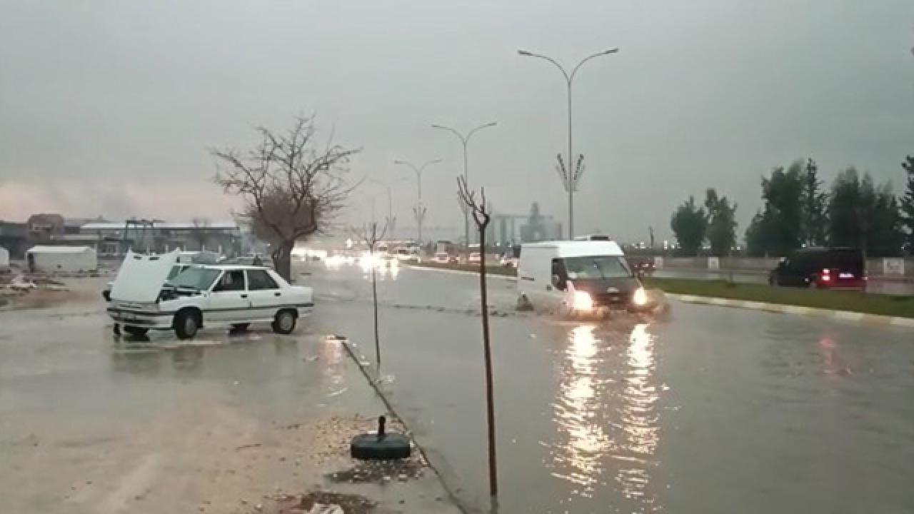 Türkiye yağmura doyacak Meteoroloji 49 ili uyardı.