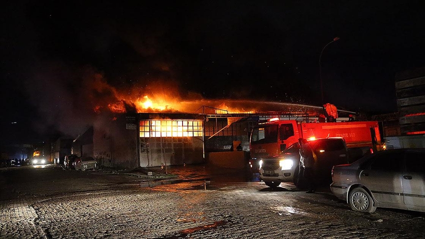 Thumbs B C 2B0C8A4Aeb6E869819B4A9342Aa3598E