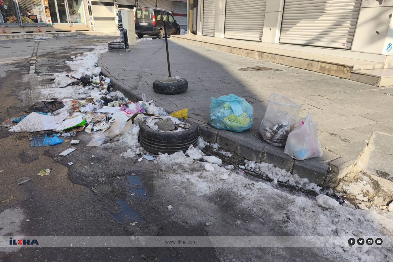 5306E2Ca 6699 4517 9Ea1 747499681455