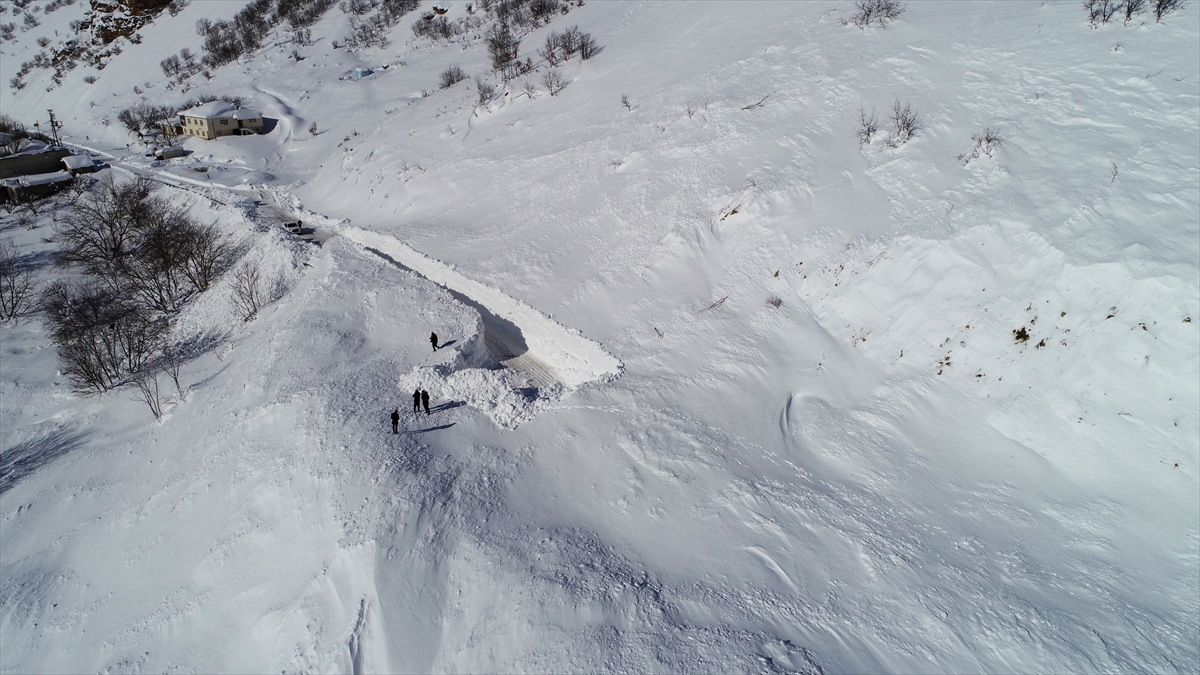 A A 20260103 40151175 40151173 V A N C A T A K K A R A Y O L U N D A C I G N E D E N I Y L E K A R K A L I N L I G I Y A K L A S I K 5 M E T R E Y I A S T I