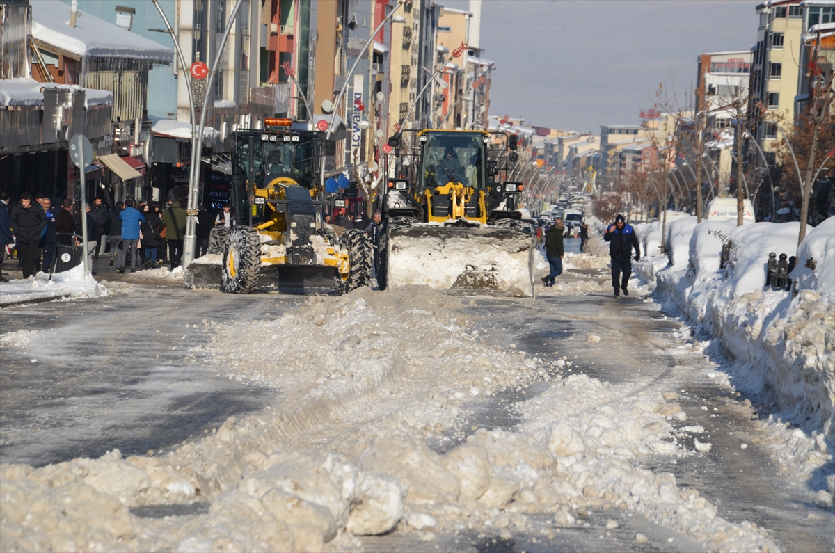 A A 20260104 40155845 40155838 M U S T A S O G U K H A V A E T K I S I N I S U R D U R U Y O R