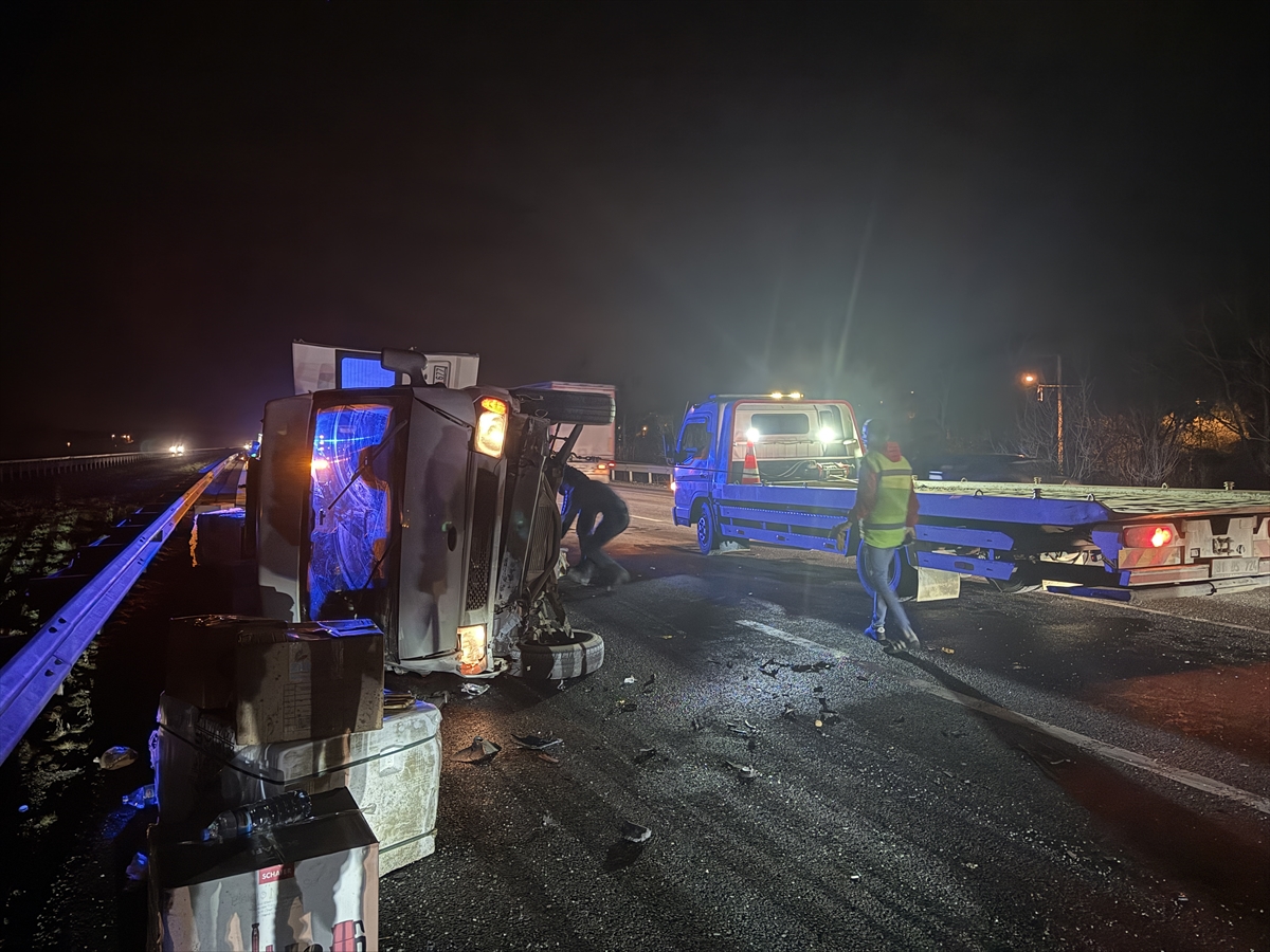 A A 20260108 40191159 40191156 S A K A R Y A D A O T O M O B I L I L E M I N I B U S U N C A R P I S T I G I K A Z A D A 1 K I S I O L D U 3 K I S I Y A R A L A N D I