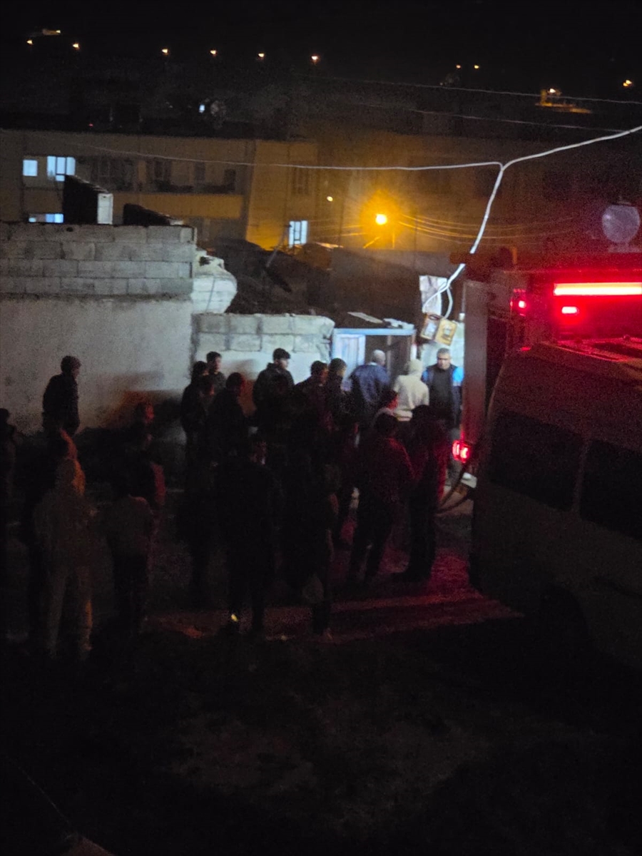 A A 20260110 40219024 40219020 S A N L I U R F A D A T U P P A T L A M A S I S O N U C U C I K A N Y A N G I N D A 3 K I S I H A Y A T I N I K A Y B E T T I