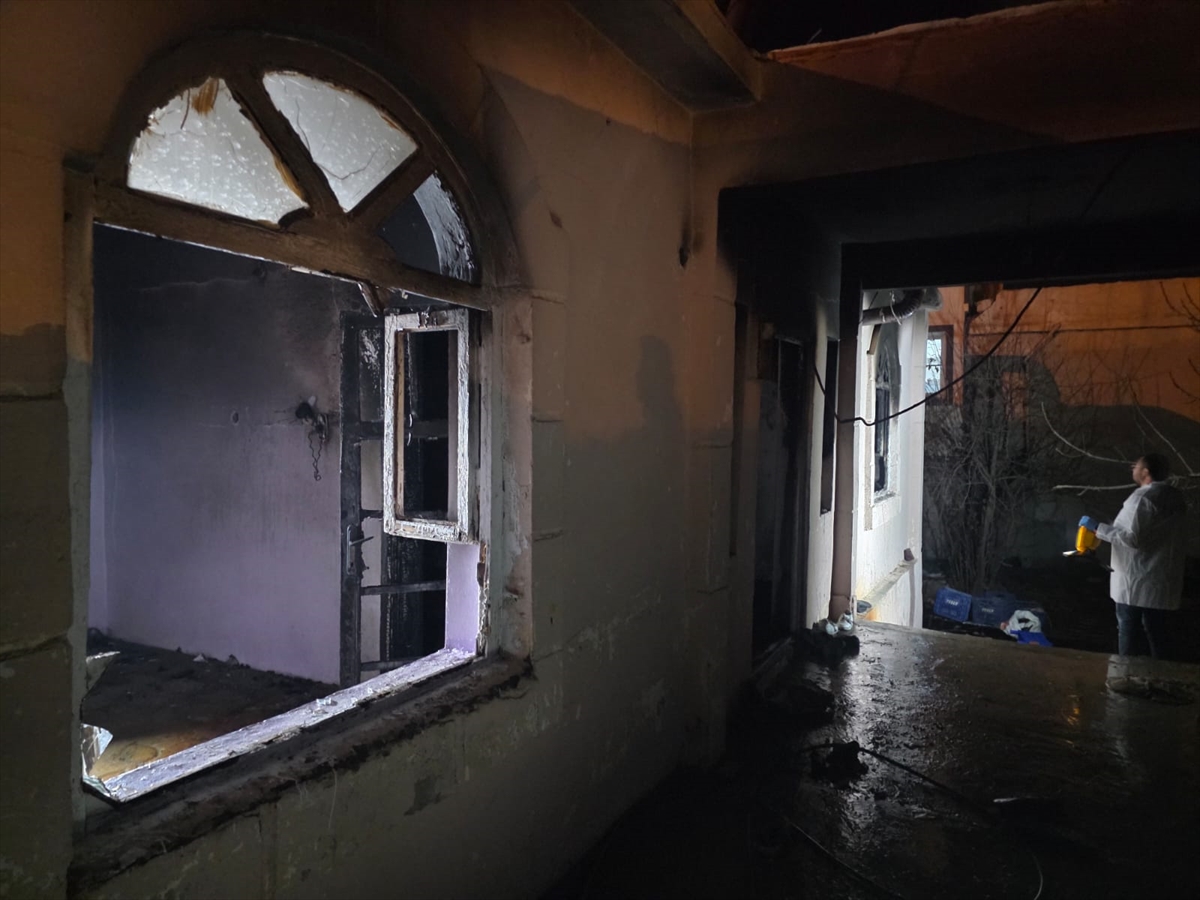 A A 20260110 40219024 40219022 S A N L I U R F A D A T U P P A T L A M A S I S O N U C U C I K A N Y A N G I N D A 3 K I S I H A Y A T I N I K A Y B E T T I