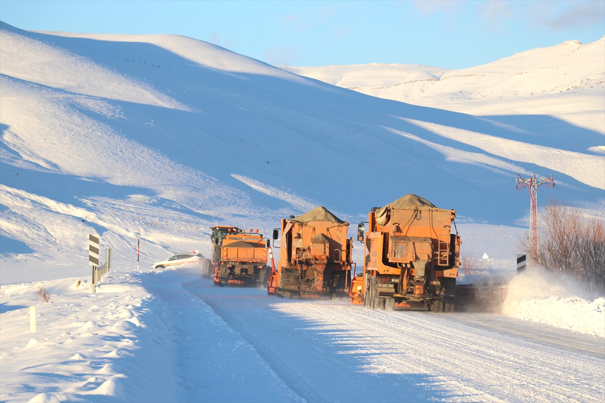 A A 20260111 40221976 40221972 A G R I D A K A R K A P L A N L A R I K E S I N T I S I Z U L A S I M I C I N G E C E G U N D U Z C A L I S I Y O R