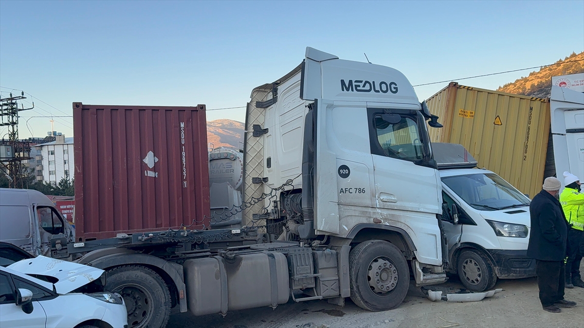 A A 20260119 40296977 40296974 H A T A Y D A 11 A R A C I N K A R I S T I G I Z I N C I R L E M E T R A F I K K A Z A S I N D A 11 K I S I Y A R A L A N D I