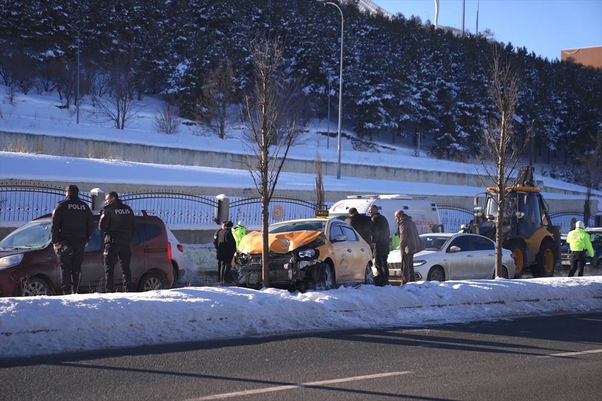 A A 20260121 40320765 40320761 E R Z U R U M D A 3 A R A C I N K A R I S T I G I Z I N C I R L E M E K A Z A D A 3 K I S I Y A R A L A N D I