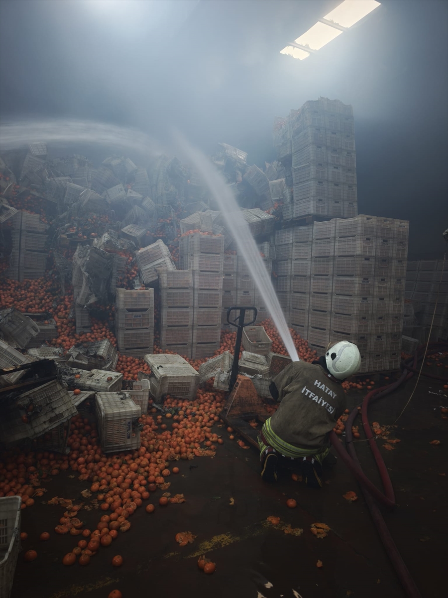 Hatay'daki fabrika yangınında 1 işçi hayatını kaybetti