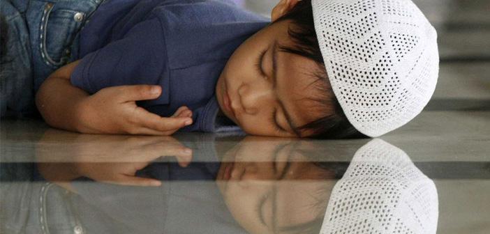 Hanefiler Ve Şafiilere Göre “Tilavet Secdesi” Nasıl Yapılır10