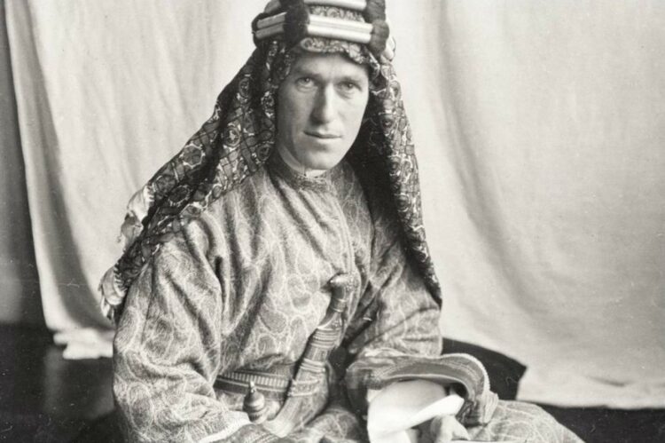 İngiliz Arşiv Belgeleri Açıklandı! Bakın Ajanlar Osmanlı'ya Nasıl Sızmış1