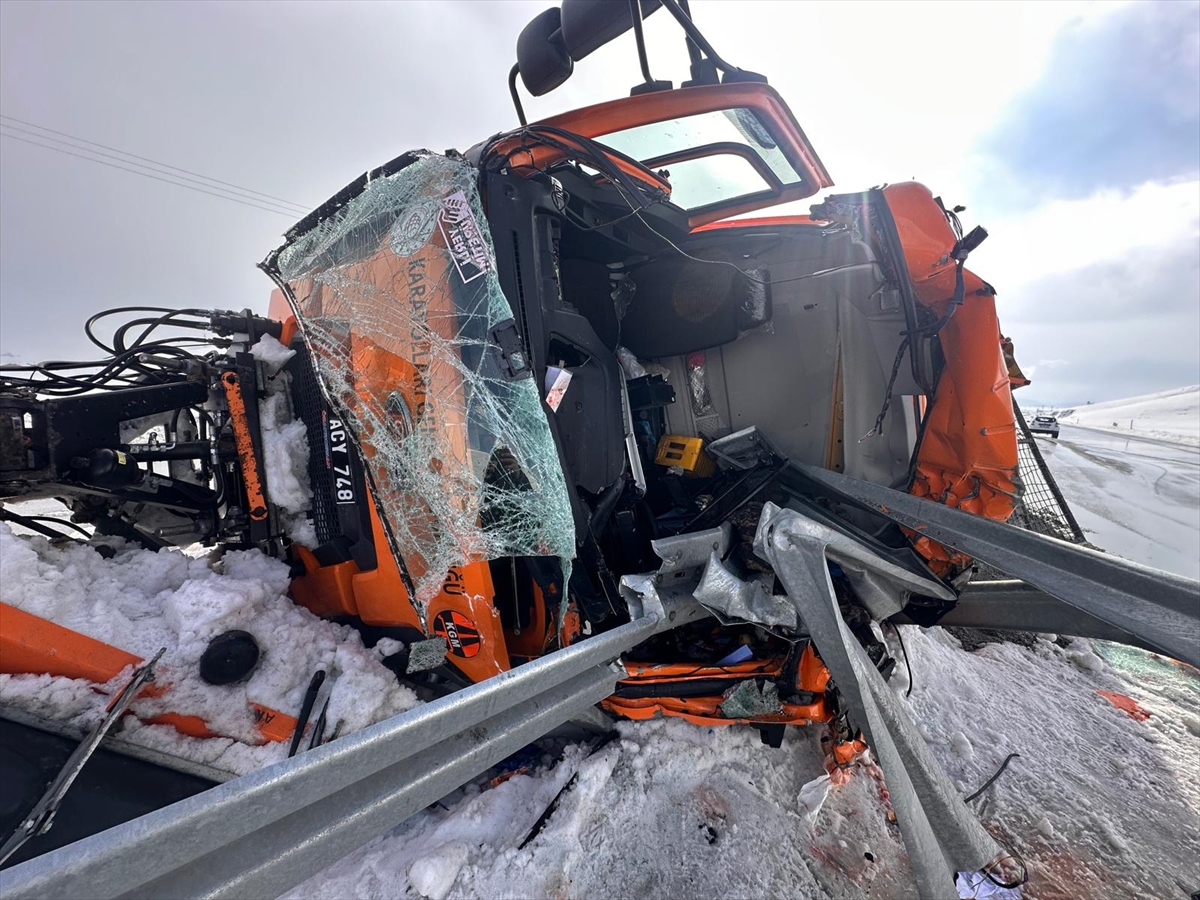 A A 20260203 40446171 40446168 V A N D A D E V R I L E N K A R K U R E M E A R A C I N D A K I 2 K I S I O L D U