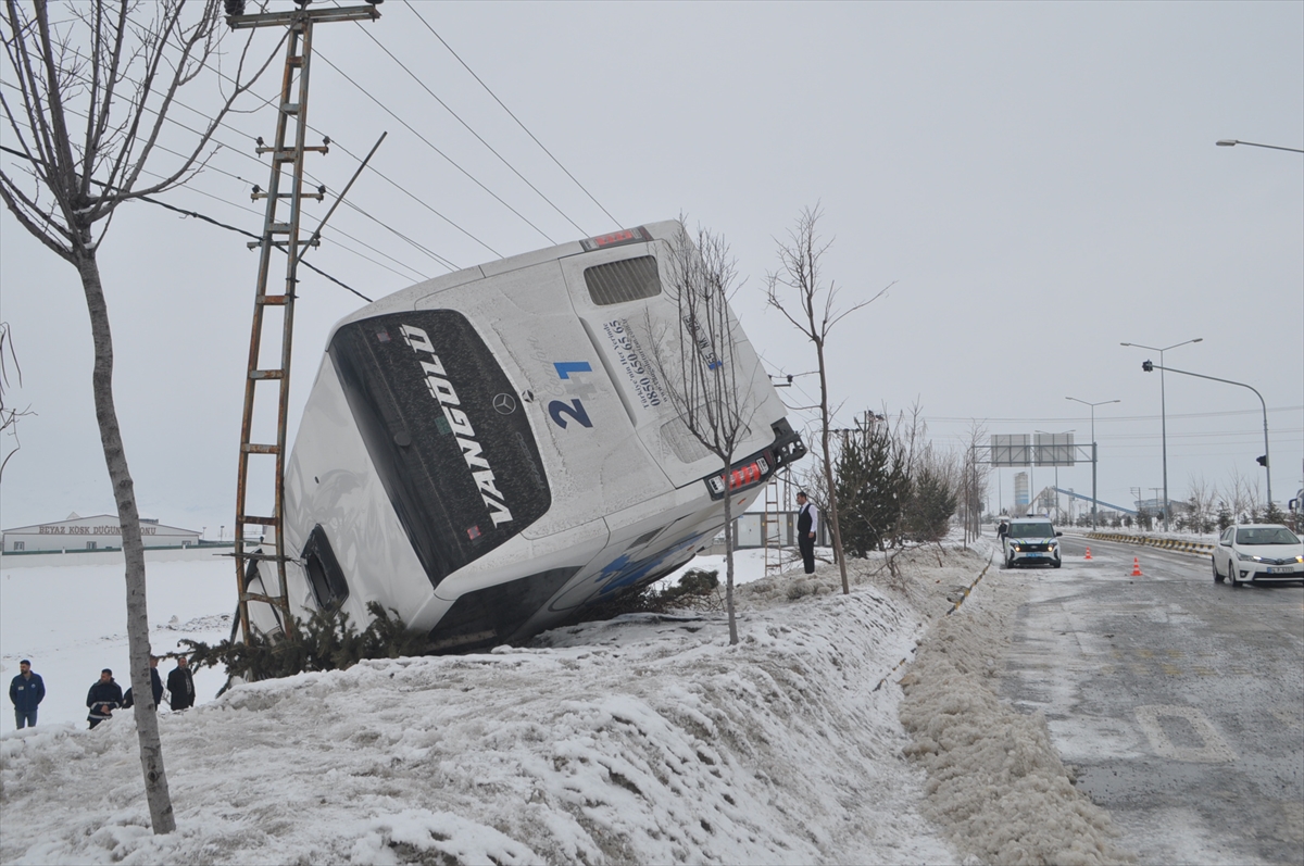 A A 20260207 40483020 40483018 A G R I D A Y O L C U O T O B U S U N U N D E V R I L M E S I S O N U C U 16 K I S I Y A R A L A N D I