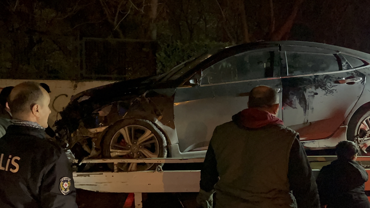 A A 20260213 40539798 40539797 E S K I S E H I R D E A T M Y E C A R P A N O T O M O B I L D E K I 2 K I S I Y A R A L A N D I