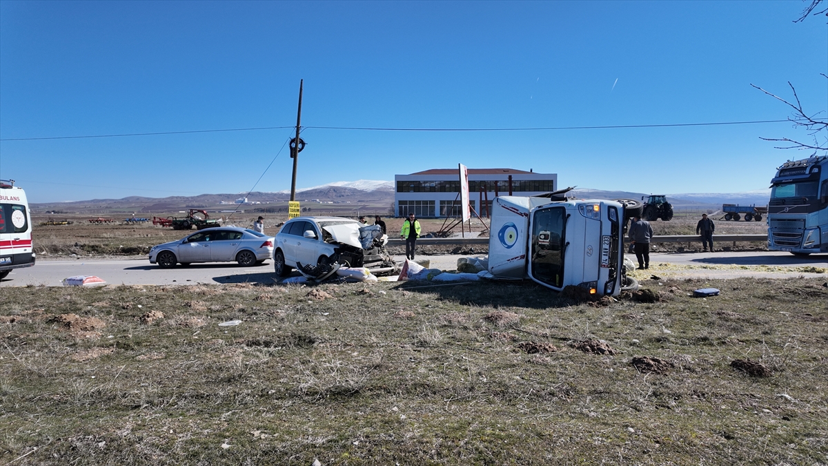 A A 20260220 40620967 40620966 S I V A S T A Z I N C I R L E M E T R A F I K K A Z A S I N D A 2 K I S I Y A R A L A N D I