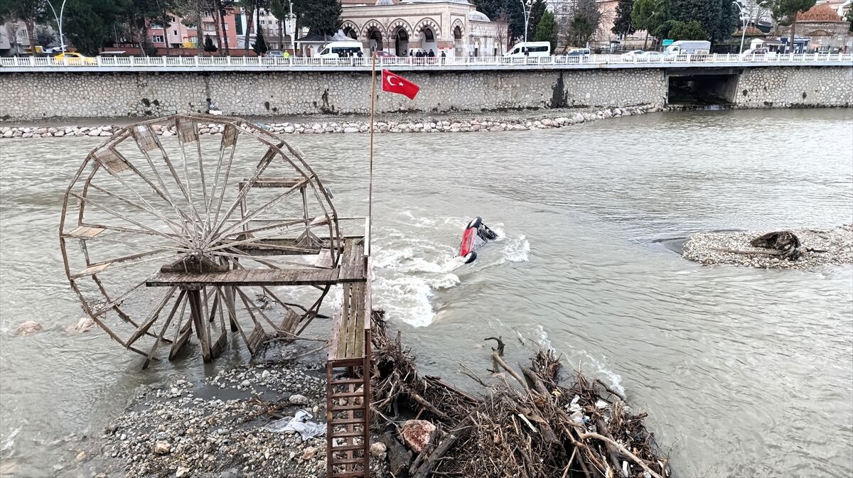 A A 20260226 40670046 40670043 A M A S Y A D A N E H R E D U S E N O T O M O B I L D E K I 2 K I S I Y A R A L A N D I