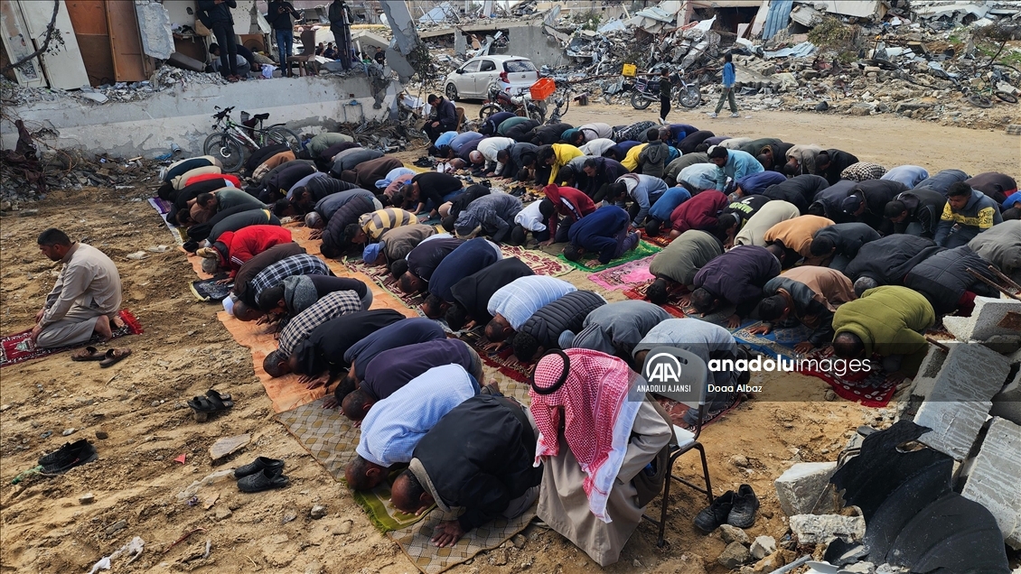 Hanefilere Ve Safiilere Gore Teravih Namazi Kac Rekattir Nasil Kilinir (20)