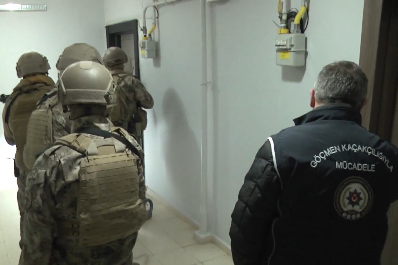 Kocaeli Merkezli Göçmen Kaçakçılığı Şebekesi Çökertildi!