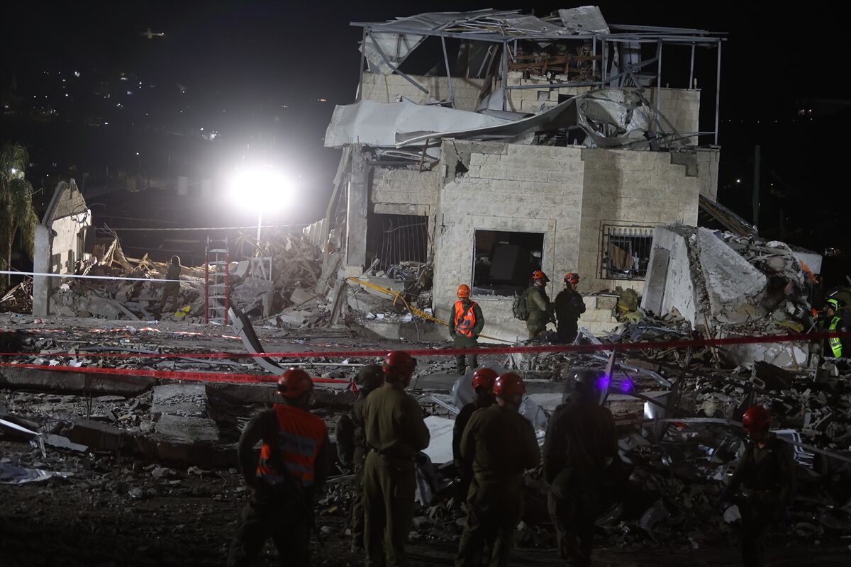 A A 20260301 40704626 40704610 I R A N I N I S R A I L E D U Z E N L E D I G I F U Z E S A L D I R I S I N D A 9 K I S I O L D U