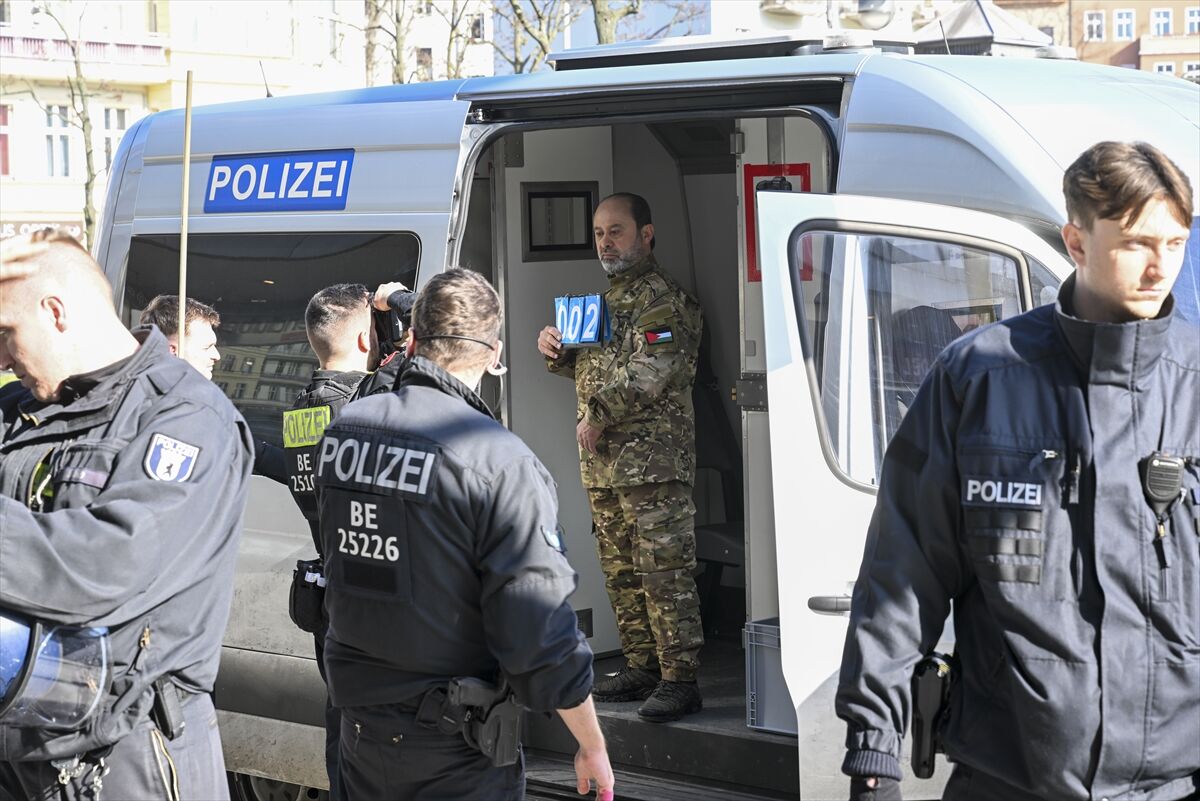 A A 20260307 40759851 40759850 B E R L I N D E F I L I S T I N E D E S T E K G O S T E R I S I Y A P I L D I