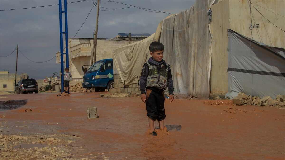 A A 20260315 40831187 40831168 S U R I Y E D E H A L E P I N K U Z E Y I N D E S E L N E D E N I Y L E S I G I N M A C I L A R I N K A M P L A R I S U A L T I N D A K A L D I