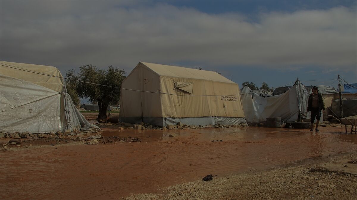 A A 20260315 40831187 40831171 S U R I Y E D E H A L E P I N K U Z E Y I N D E S E L N E D E N I Y L E S I G I N M A C I L A R I N K A M P L A R I S U A L T I N D A K A L D I