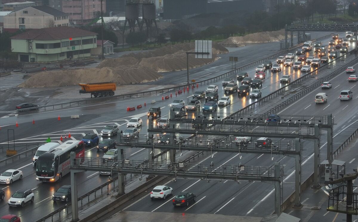 A A 20260322 40900575 40900572 I S T A N B U L D A B A Y R A M D O N U S U T R A F I K Y O G U N L U G U O L U S T U