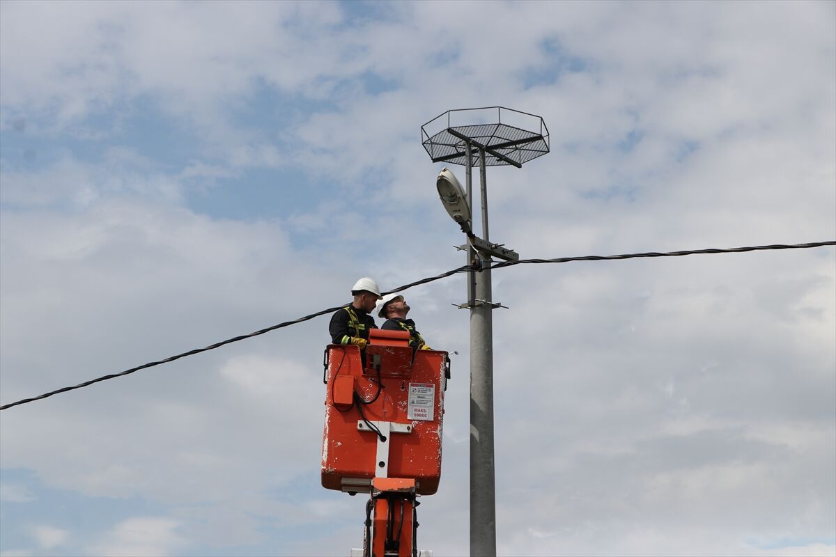 A A 20260327 40940321 40940320 T R A K Y A D A L E Y L E K L E R I C I N E L E K T R I K D I R E K L E R I N E 1000 P L A T F O R M K U R U L D U