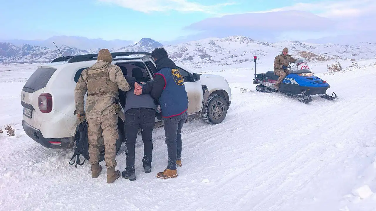 Ağrı'da Organize Suç Ağına Operasyon: 29 Milyon TL'lik Trafik Deşifre Edildi