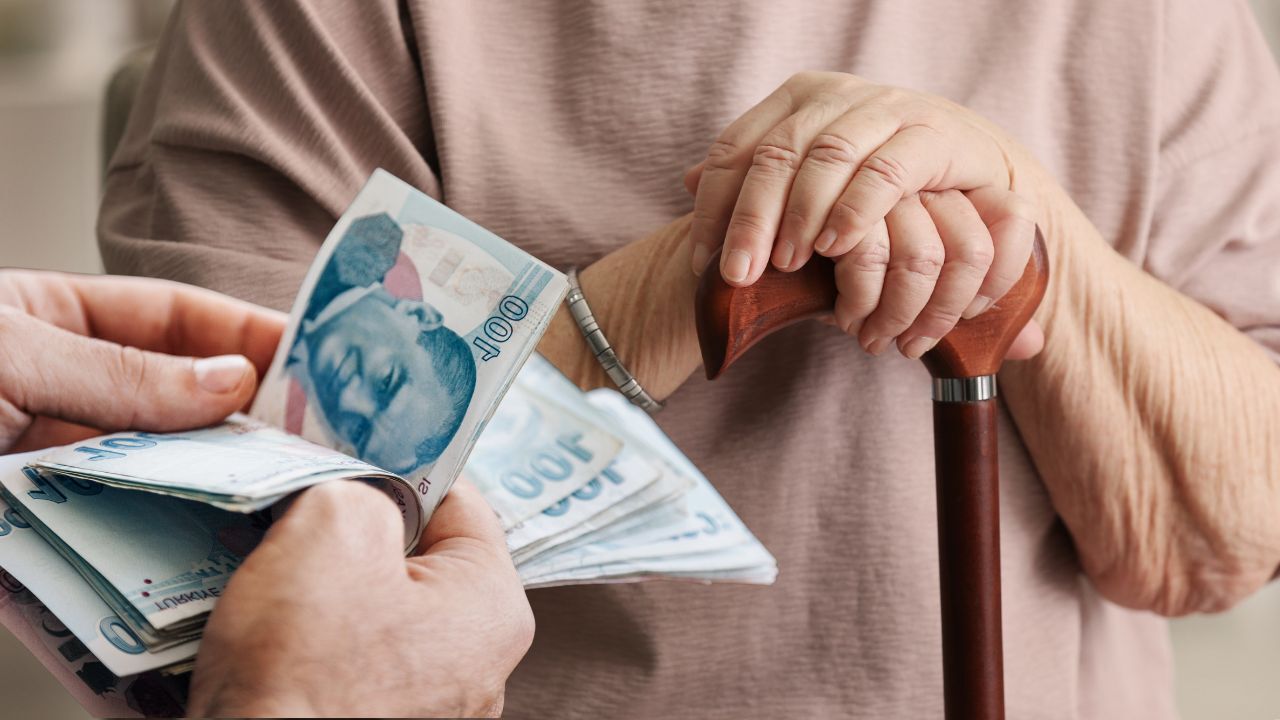 Emekli Maaşları Artacak! Emeklilere Ikinci Maaş Dönemi Yolda