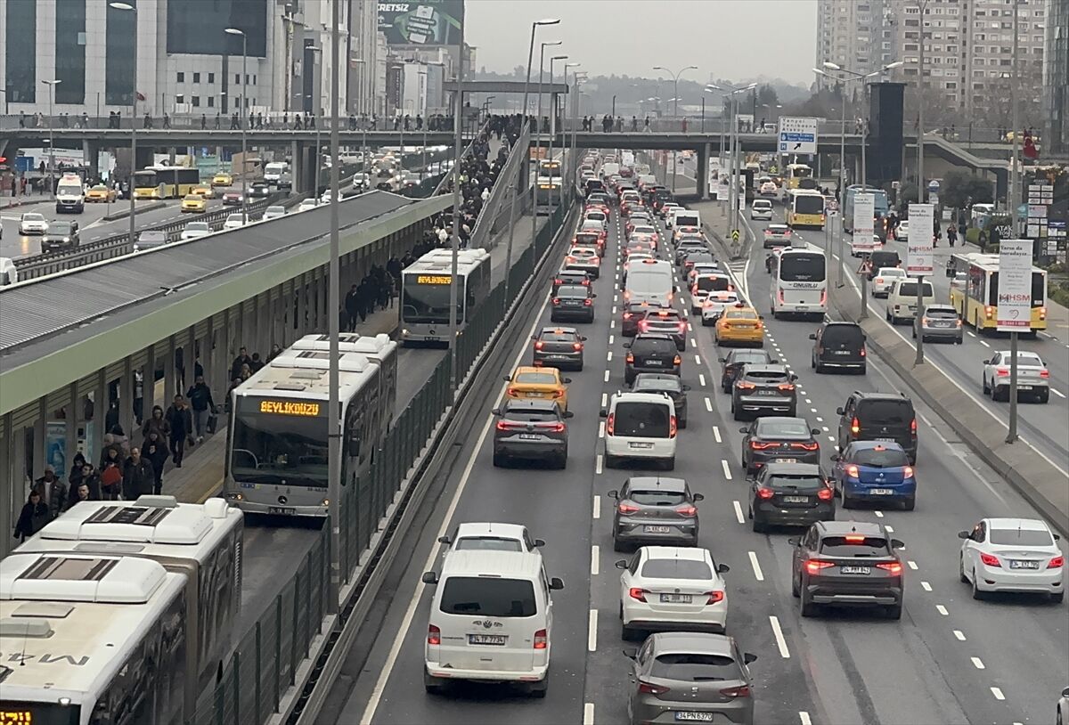 Trafik cezaları için hükümetten yeni adım geldi: İşte yapılan duyuru!
